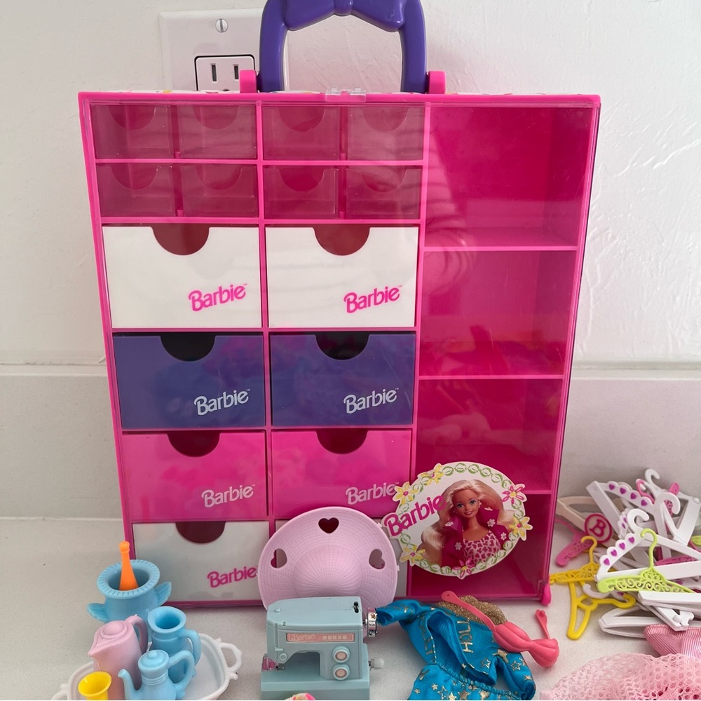 Huge Lot Vintage Barbie Closet Organizer Travel Case, Clothing Shoes Accessories - Picture 3 of 11